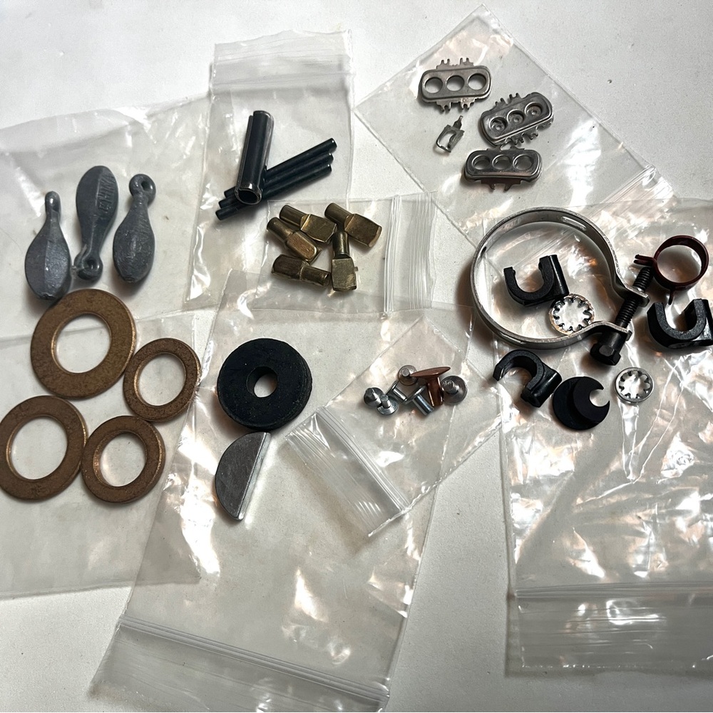 Assorted Metal Hardware Set - Picture 11 of 11